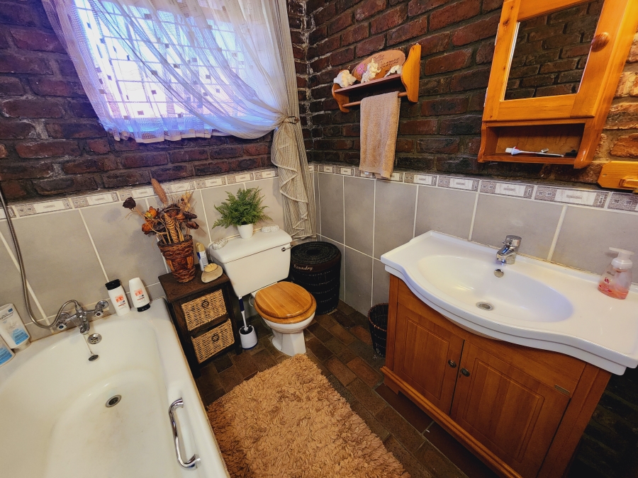 3 Bedroom Property for Sale in Potchefstroom North West